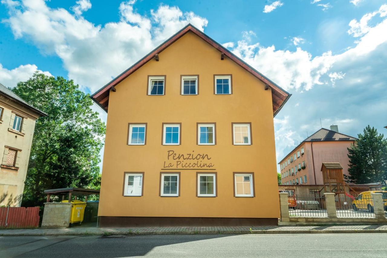 Penzion La Piccolina Nový Bor エクステリア 写真