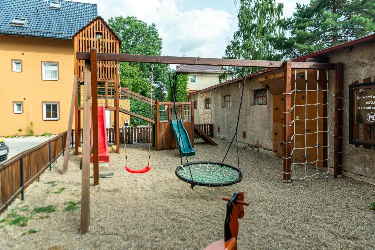 Penzion La Piccolina Nový Bor エクステリア 写真